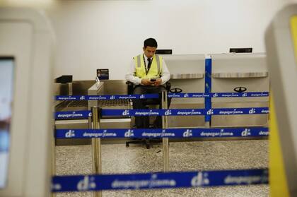 Por el paro, hoy no habrá vuelos de Aerolíneas y crece el conflicto con el Gobierno