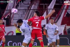 La bronca de Cóccaro con el VAR por su expulsión en el debut de Battaglia como DT de Huracán