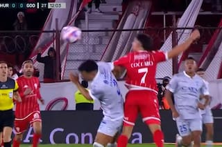 La bronca de Cóccaro con el VAR por su expulsión en el debut de Battaglia como DT de Huracán