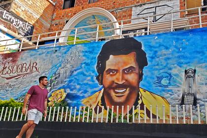 Por influencia de las series y películas, Lucas solía asociar a Colombia únicamente con la violencia y el narcotráfico.