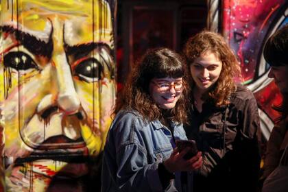 Por la Bienal de Arte Joven, el Recoleta volvió a ser una fiesta