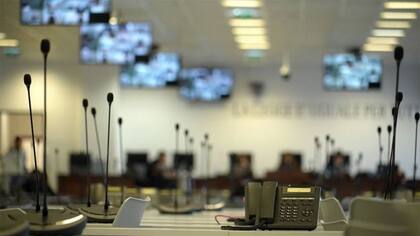 Por la cantidad de implicaciones en el macrojuicio contra el clan Mancuso, las autoridades debieron reconvertir un centro de atención telefónica en una sala de audiencias.