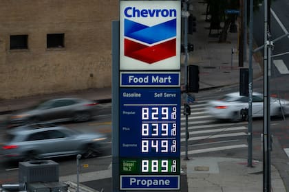 Por la guerra en Medio Oriente, el precio del petróleo tuvo sus subibajas