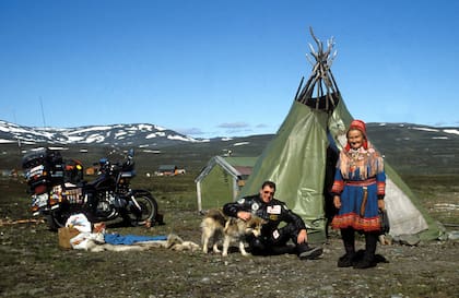 Por las tierras heladas de la región de Laponia en el norte de Europa