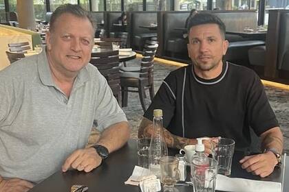 Por los paros: Aerolíneas denunciará a los gremios y pedirá la expulsión de Biró del director