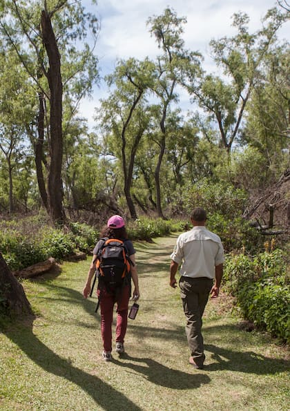 Por los senderos del Parque
Nacional Pre-Delta.