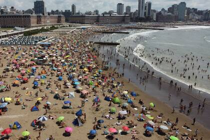 Por primera vez en el fin de semana largo, salió el sol en Mar del Plata