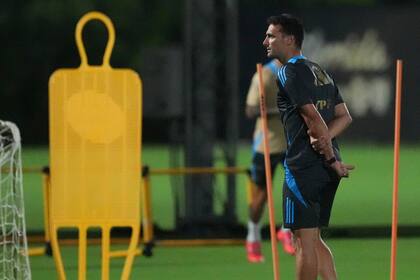 Por primera vez en mucho tiempo, Lionel Scaloni debió lidiar con varios problemas simultáneos