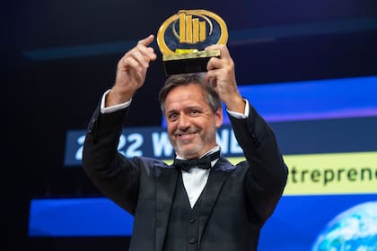 Por primera vez, un argentino es el ganador del mundial de emprendedores: “EY World Entrepreneur of the Year 2022”. El galardón fue para Gastón Taratuta, CEO de Aleph