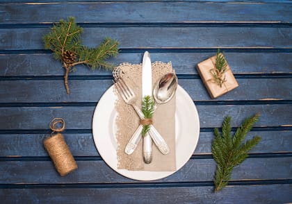 Los elementos que no pueden faltar en una mesa navideña