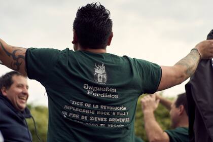 ¿Por qué Juguetes Perdidos? "Para nosotros hacer cerveza es es algo que disfrutamos como un chico disfruta su juguete. Entonces cuando vendíamos, eran los juguetes que se nos perdían. Es la parte romántica del nombre", explica Lorán