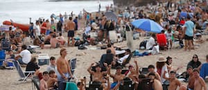 La meca joven está signada por dos fenómenos turísticos que definen los primeros días del verano