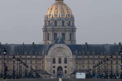 Por un tiempo indefinido, nadie visitará el panteón de Napoleón en el Palacio de los Inválidos