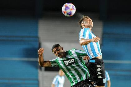 Por una decisión de Aprevide, no hubo público en el Cilindro; había riesgo de que algo malo sucediera entre barrabravas del Racing anfitrión.