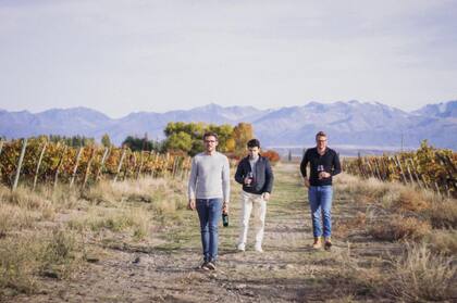 “Porque hoy en día cuidar al medioambiente no es solo cuidar al futuro de las próximas generaciones, sino que es cuidar nuestro propio futuro, sea cual sea nuestra edad”.