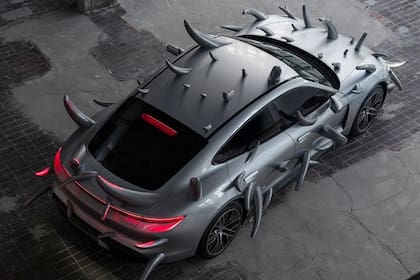 Porsche Taycan con espinas se llama Assassin