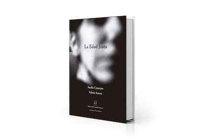 Portada de "La Edad Justa", con textos de Analía Couceyro y fotografías de Valeria Sestua