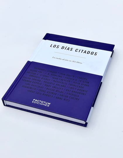 Portada de "Los días citados. La vuelta al año en 365 libros", publicado por Factotum