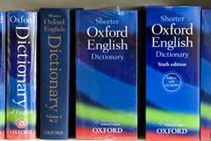 “Vax” es la palabra del año en inglés, según el Diccionario Oxford