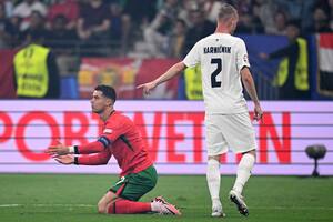 Cristiano Ronaldo erró el tiro del final y el duelo entre Portugal y Eslovenia continúa en el alargue