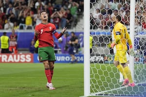 Portugal vuelve a inquietar a Eslovenia con Cristiano Ronaldo muy participativo y quiere el pase a cuartos