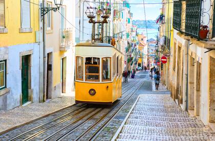 Portugal suavizó las restricciones de su programa de 11 años “Visado de Oro” para personas que inviertan 350.000 euros 