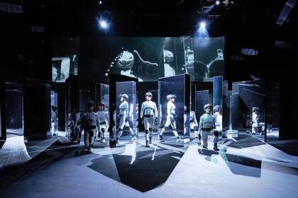 "Posguerra" fue seleccionada este año para presentarse en la Bienal de Danza de Venecia; hoy y mañana, tiene nuevas funciones en el Recoleta