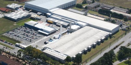 Positivo tiene planta en Manaos. Brasil