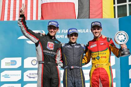 Post hijo se quedó con el triunfo en Miami