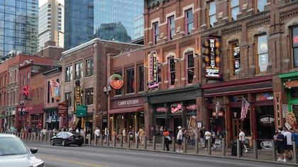 Postal de Broadway, una calle de ensueño en el centro de Nashville (Alan Craig)