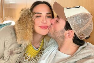 Postal de su reciente escapada romántica al Polo Norte, donde se comprometieron por segunda vez.