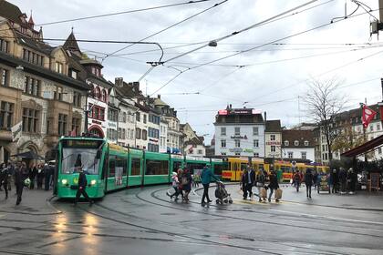 Postal otoñal del casco histórico de Basilea, la ciudad en la que Federer nació el 8 de agosto de 1981.