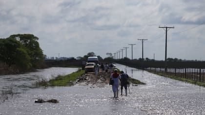 Pozo del Molle, una ciudad mitad inundada, mitad hundida