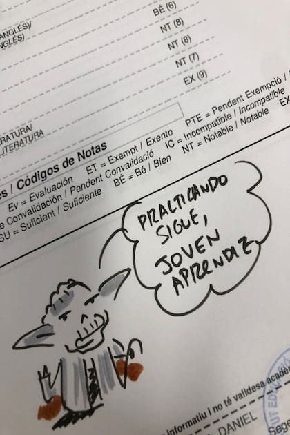 "Practicando sigue, joven aprendiz", escribió Cifuentes junto a una ilustración de Yoda