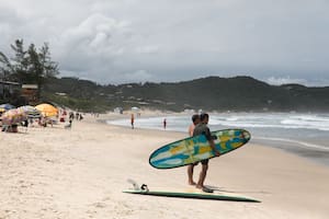 Alerta por lluvias, granizo y vientos fuertes complican el sábado: informe del Servicio Meteorológico Nacional - Image 2