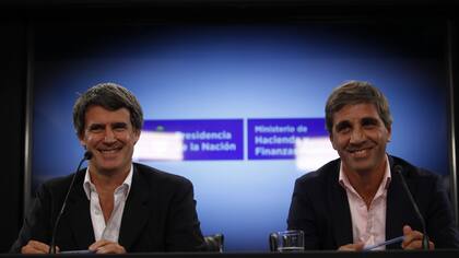 Prat Gay y Luis Caputo, el encargado de la negociación con los holdouts