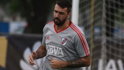 Pratto, entre el cansancio por el viaje y la alegría de jugar en River