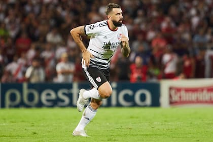 Pratto, lejos de su mejor momento, es también uno de los contratos más elevados