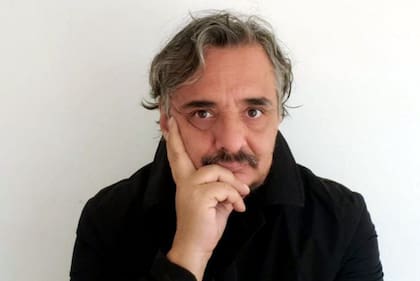 El periodista y escritor chileno, Juan Pablo Meneses (Santiago, 1969).