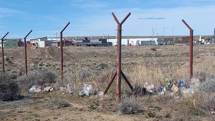 Predio cedido por el municipio donde se emplazará la futura Cámara de Apelaciones. El terreno está igual, sin obras desde 2014