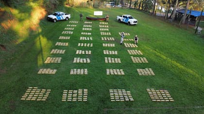 Prefectura incautó una tonelada de droga en Misiones (Prensa Prefectura)