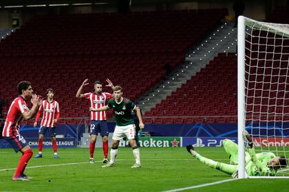 Atlético de Madrid no pudo con Lokomotiv e igualó 0 a 0