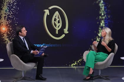 José Del Rio, secretario general de Redacción de LA NACION, y Gabriela Renaudo, CEO de Visa Argentina y de la región Conosur