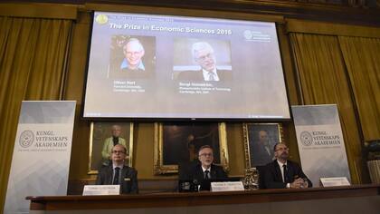 Premio Nobel de Economía para Oliver Hart y Bengt Holmström por sus aportes a "la teoría del contrato"
