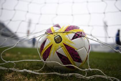 Preocupación por el aumento de los casos de Covid-19 en el fútbol nacional
