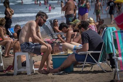 Más allá del movimiento turístico, la preocupación está puesta por el impacto que puedan tener las salidas de los jóvenes