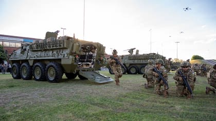 Presentación de los blindados Stryker, a fines del año pasado.