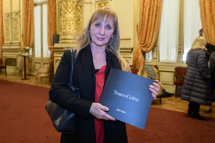 Presentación del libro por los 100 años de los cuerpos estables del Teatro Colón