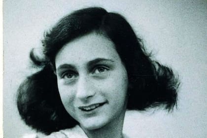 Cancelan la publicación del libro que acusaba a un notario judío de traicionar a Ana Frank.