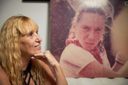 Presente y pasado. Claudia nunca se despegó del deporte de su vida. Se perdió la mitad de la carrera, pero sabe que hizo historia: "Fui la primer mujer argentina en ganar un Grand Slam", dice.